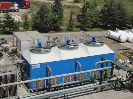 Camelyafı takviyeli polyester (CTP) malzemeden su soğutma kuleleri